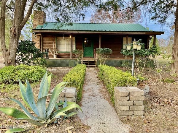 276 MELROSE LANDING Boulevard, Hawthorne, FL 32640