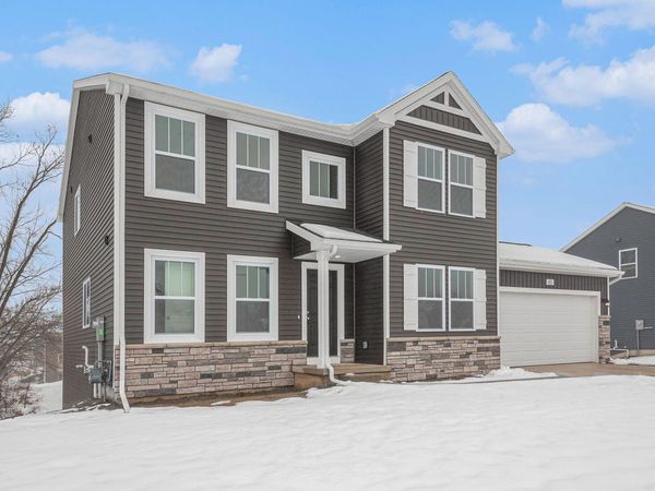 9406 Snow Valley Drive SE, Alto, MI 49302