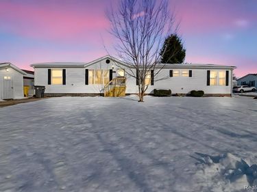 9740 Hathaway Drive, Salem Twp, MI 48167
