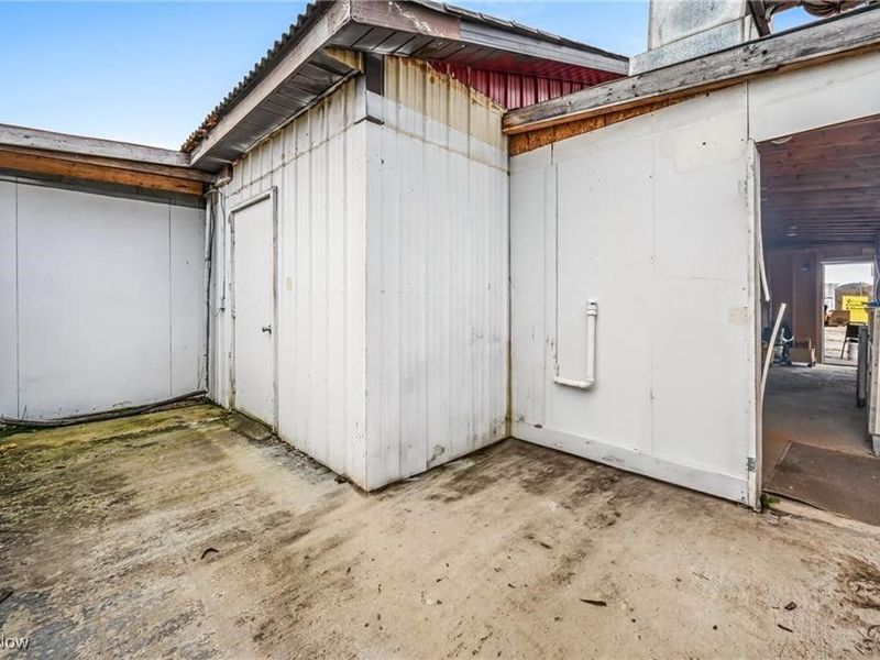 25 Madison Street, Leetonia, OH 44431 Photo 2