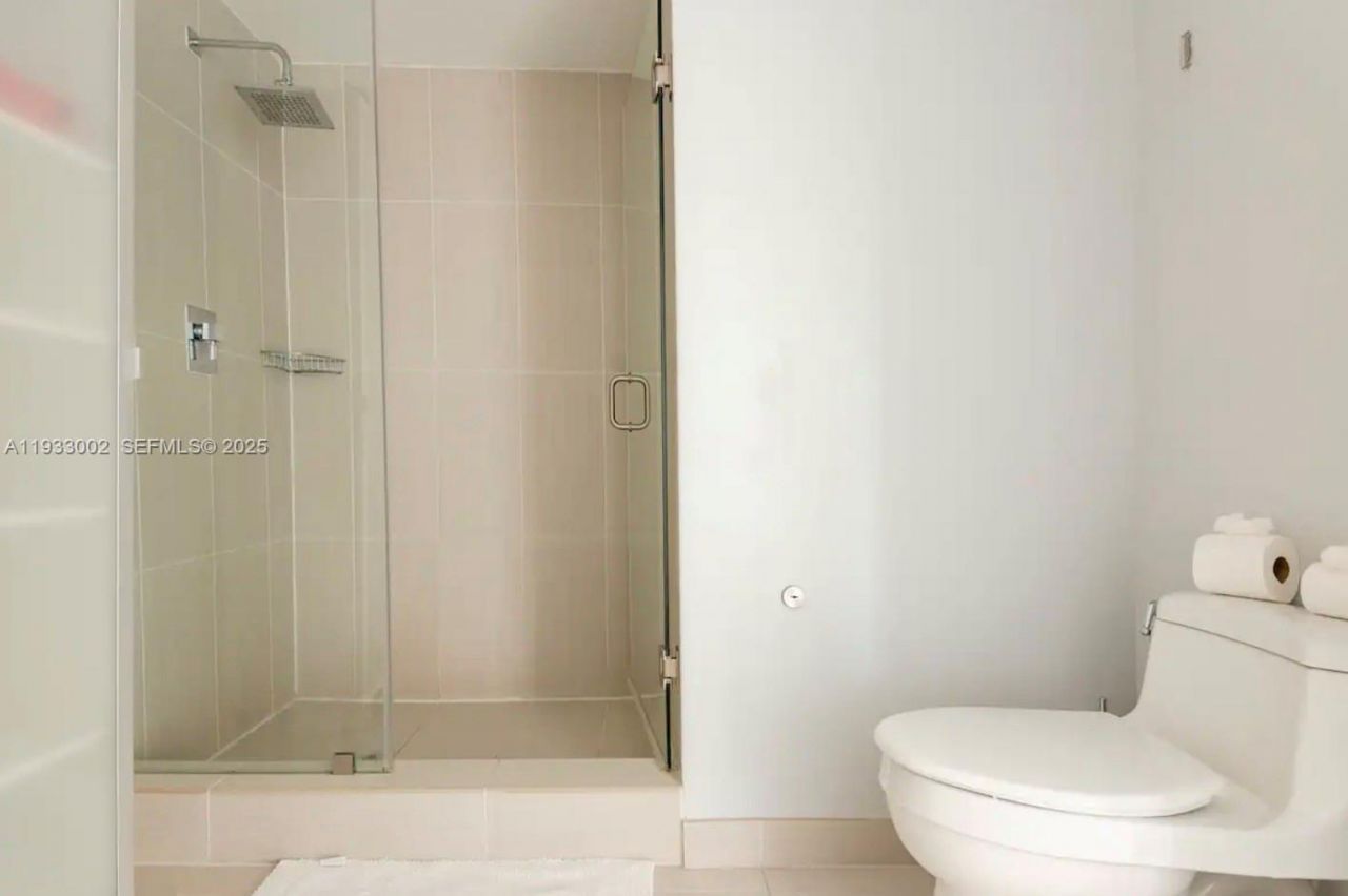 3250 NE 1st Ave , Unit 1108, Miami, FL 33137 Photo