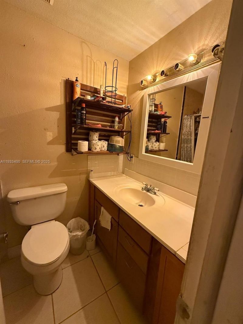 18422 NW 44th Ct, Miami Gardens, FL 33055 Photo