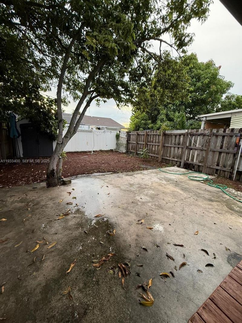 18422 NW 44th Ct, Miami Gardens, FL 33055 Photo