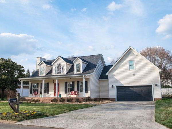 201 Cottonwood Bend Drive NW, Cleveland, TN 37312