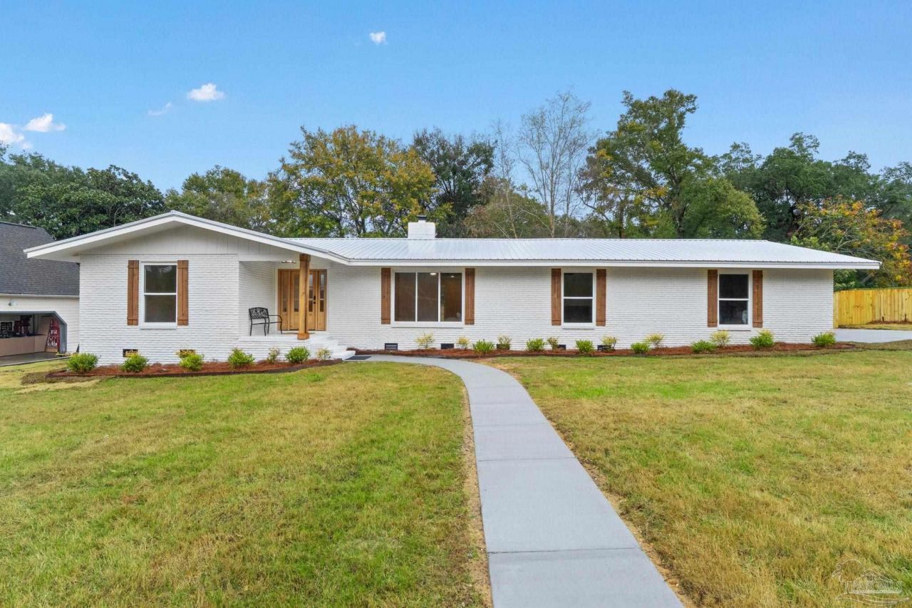 63 Blithewood Dr, Pensacola, FL 32514 Main Photo