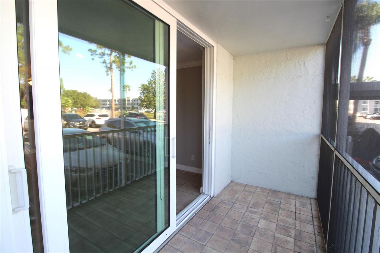 2700 Coconut Bay Lane, Unit 1L, Sarasota, FL 34237 Photo