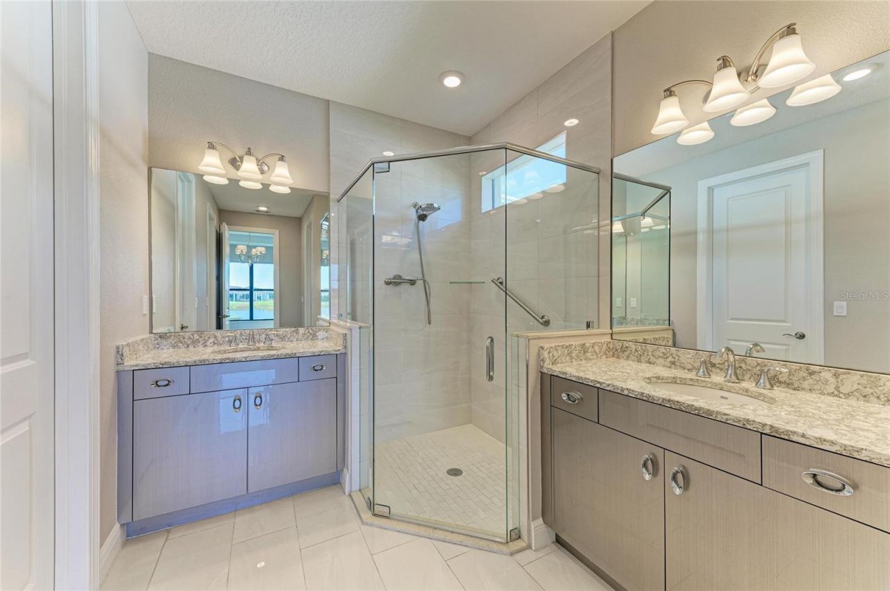 5111 Barnett Circle, Bradenton, FL 34211 Photo