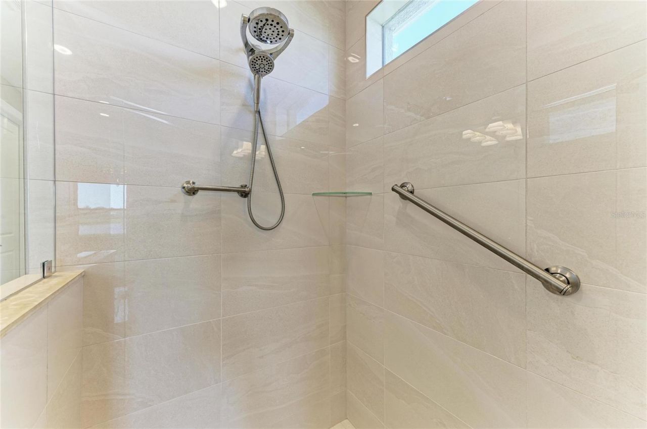 5111 Barnett Circle, Bradenton, FL 34211 Photo