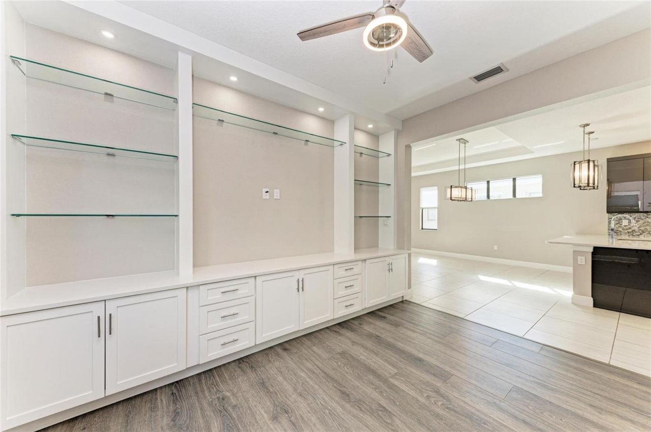 5111 Barnett Circle, Bradenton, FL 34211 Photo