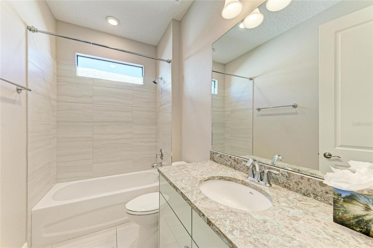 5111 Barnett Circle, Bradenton, FL 34211 Photo