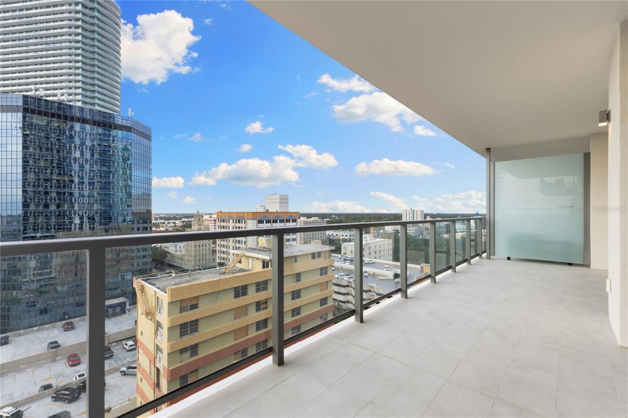 275 1st Avenue S, Unit 1407, Saint Petersburg, FL 33701 Photo