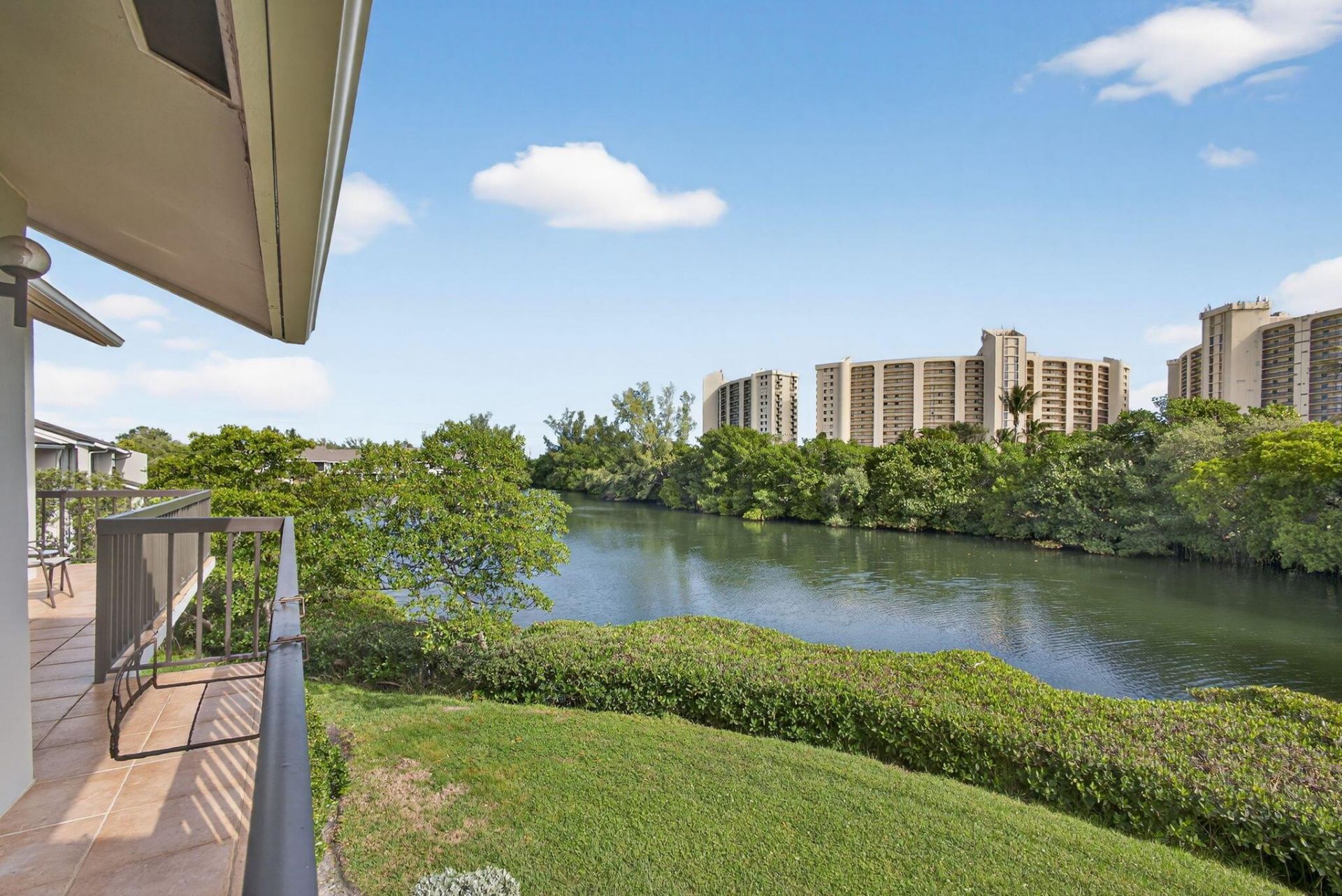 2102 Fairway Drive S, Jupiter, FL 33477 Photo