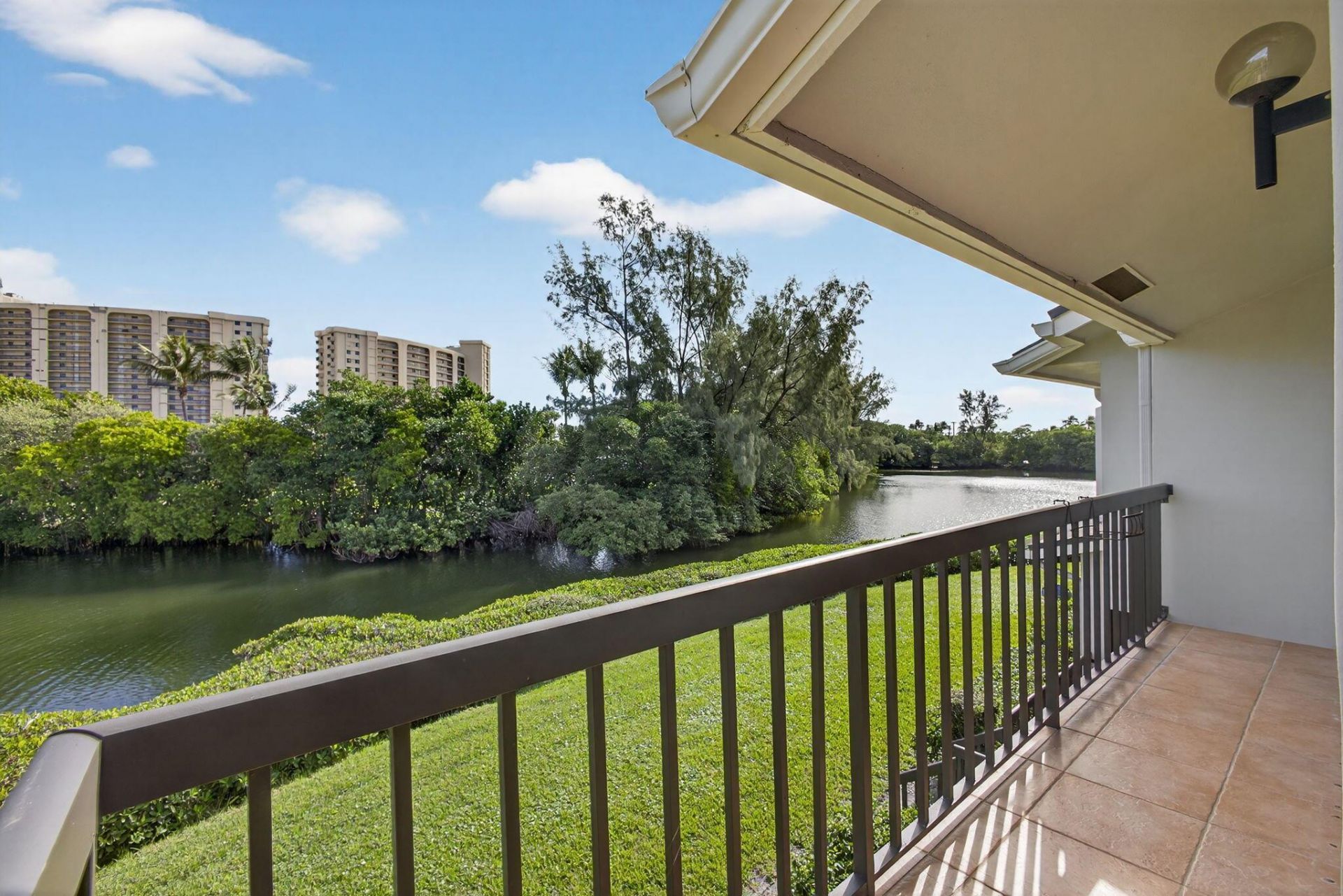 2102 Fairway Drive S, Jupiter, FL 33477 Photo