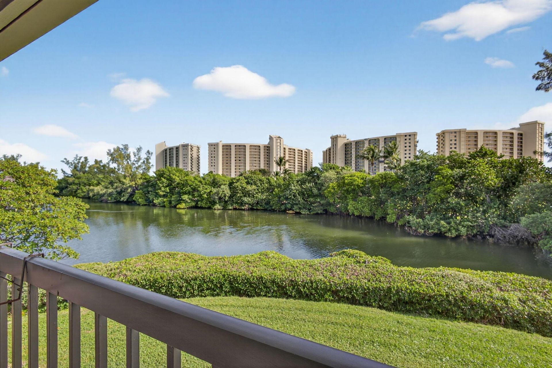 2102 Fairway Drive S, Jupiter, FL 33477 Photo