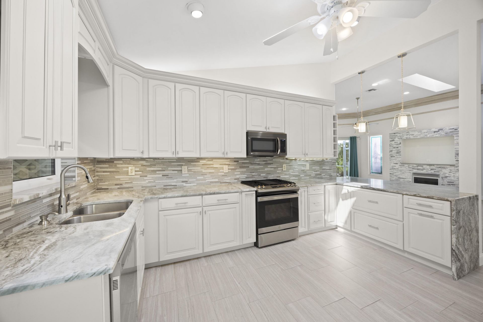 122 Eagleton Lane, Palm Beach Gardens, FL 33418 Photo