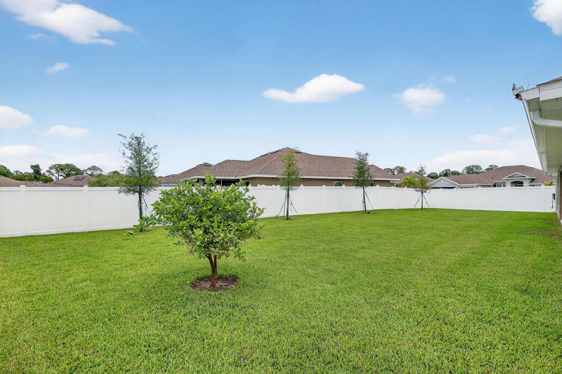 8652 Waterstone Boulevard, Fort Pierce, FL 34951 Photo