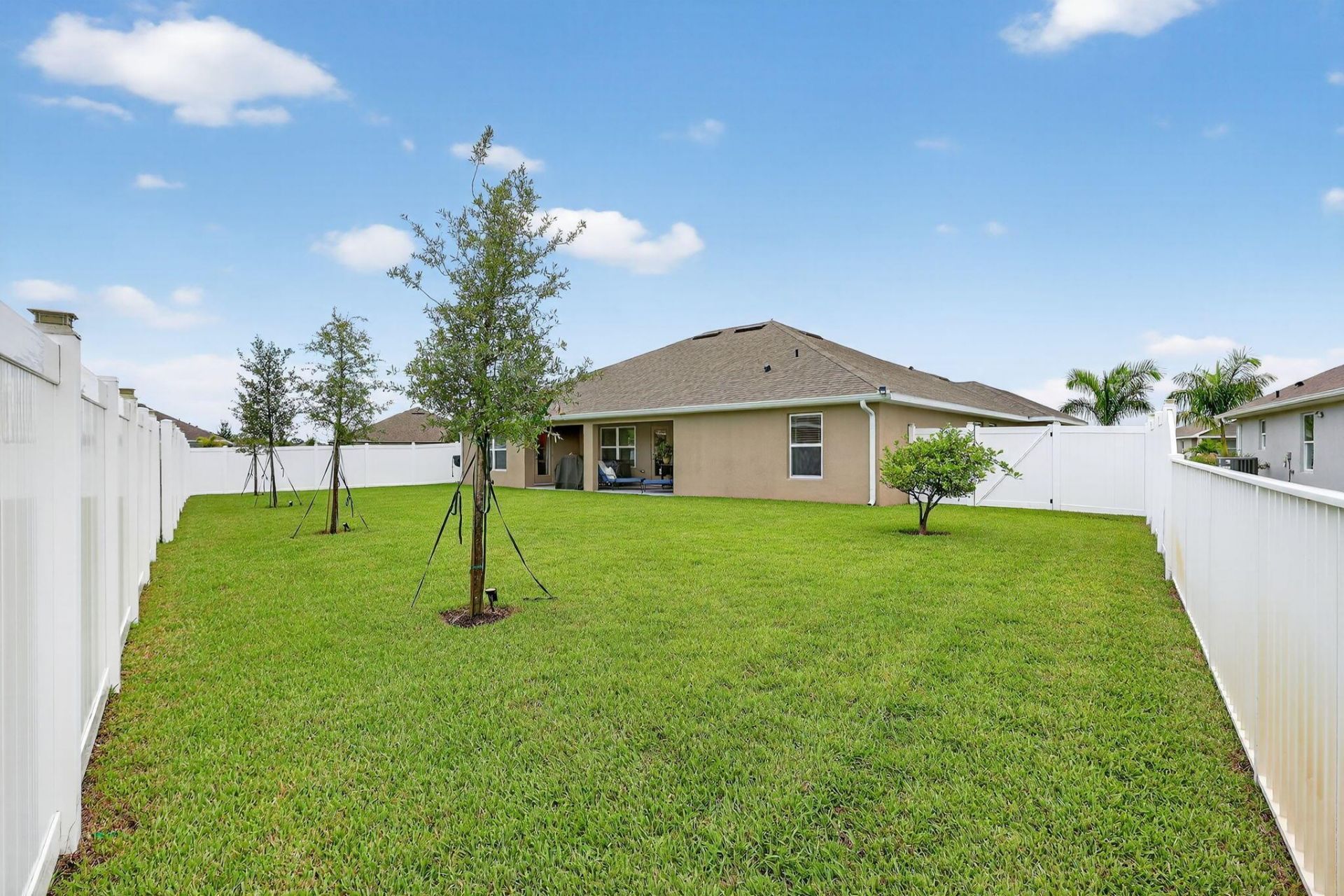 8652 Waterstone Boulevard, Fort Pierce, FL 34951 Photo