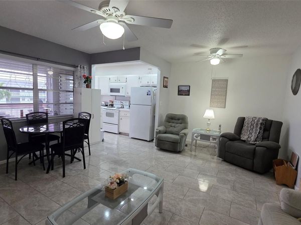 5300 Washington Street, Unit L338, Hollywood, FL 33021