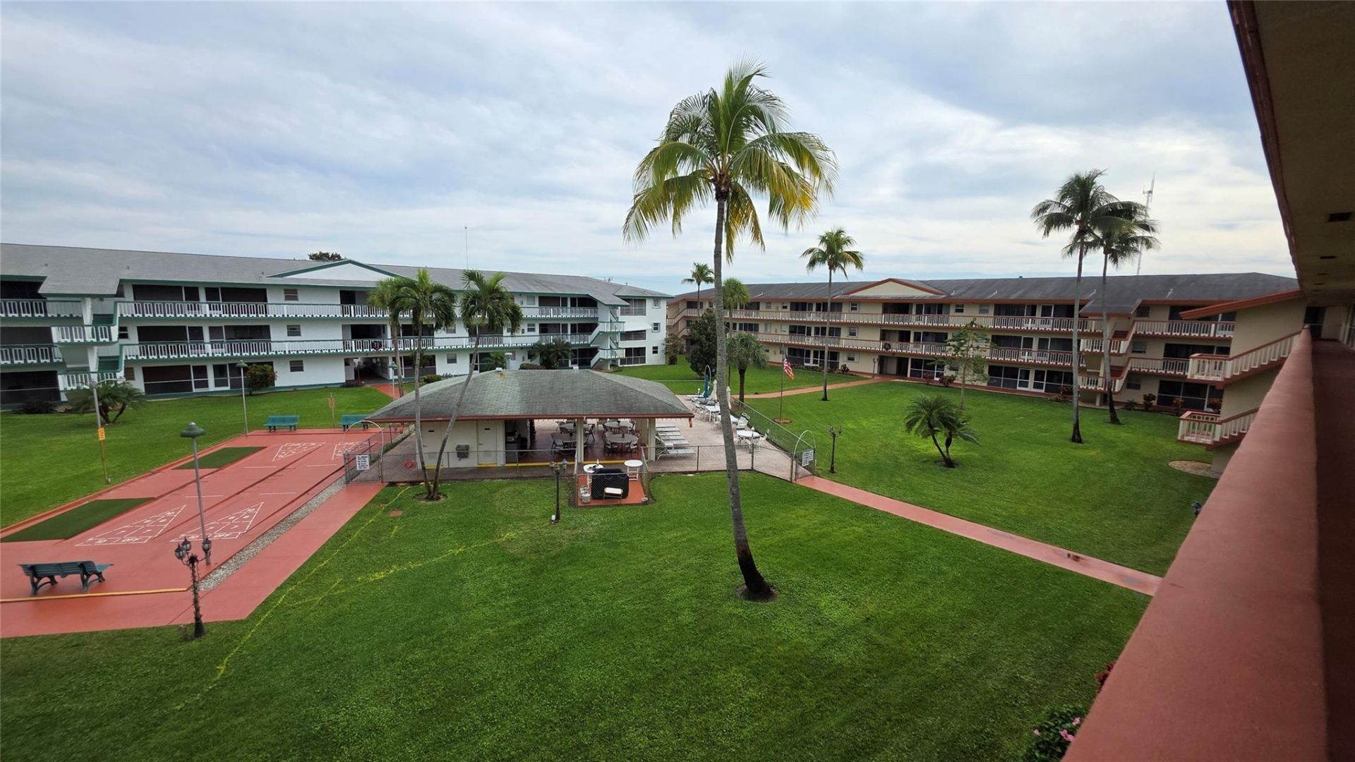 5300 Washington Street, Unit L338, Hollywood, FL 33021 Photo