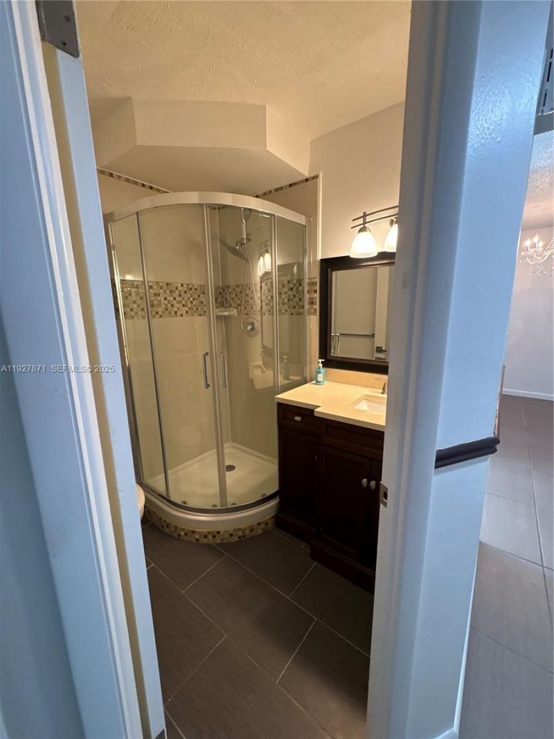 4441 NW 16th St, Unit J102, Lauderhill, FL 33313 Photo