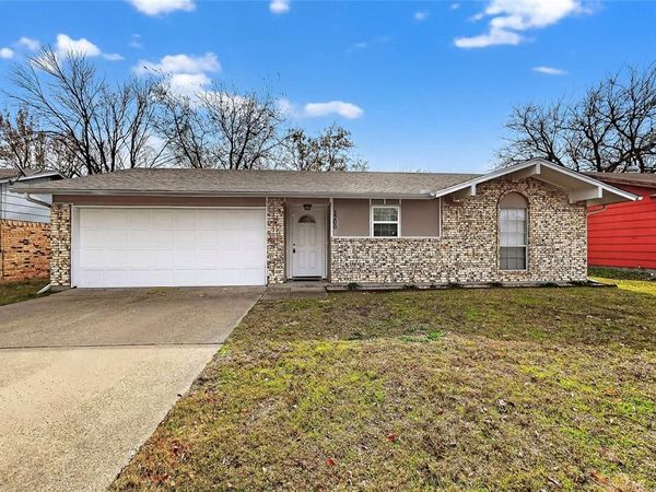 1200 Ridgewood Lane, Hutchins, TX 75141