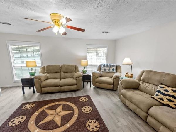 158 County Road 1733, Clifton, TX 76634