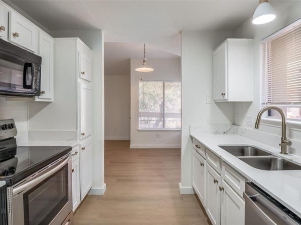 5550 Spring Valley Road, Unit D31, Dallas, TX 75254