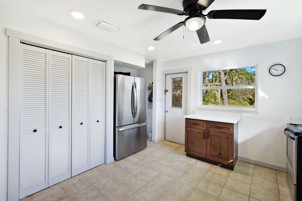 4619 Rue Bayou, Sanibel, FL 33957 Photo