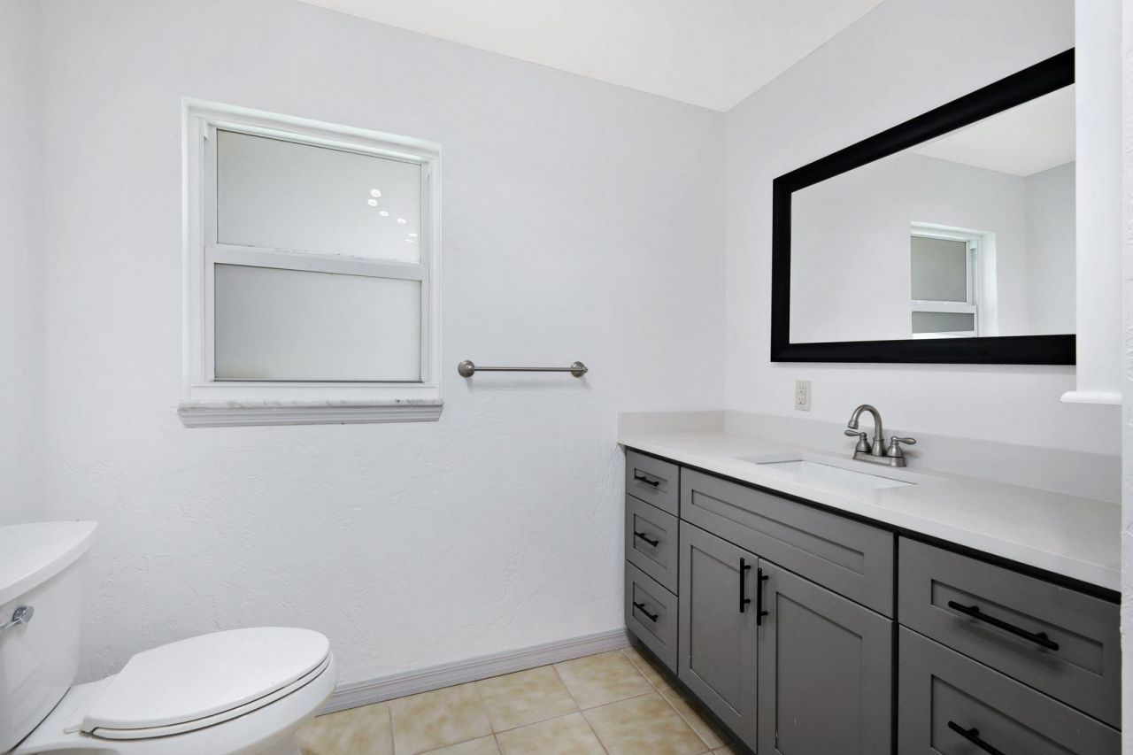 4619 Rue Bayou, Sanibel, FL 33957 Photo