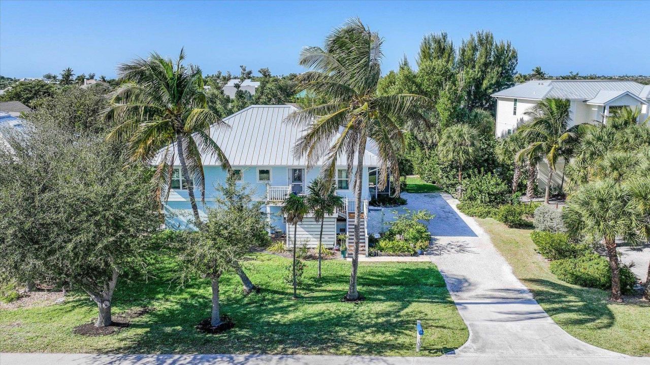 693 Emeril Ct, Sanibel, FL 33957 Photo