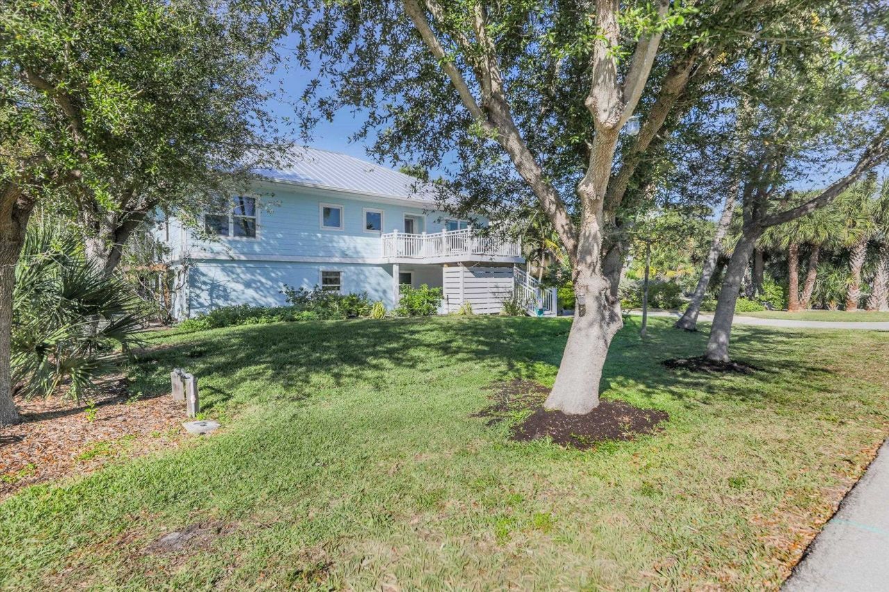 693 Emeril Ct, Sanibel, FL 33957 Photo