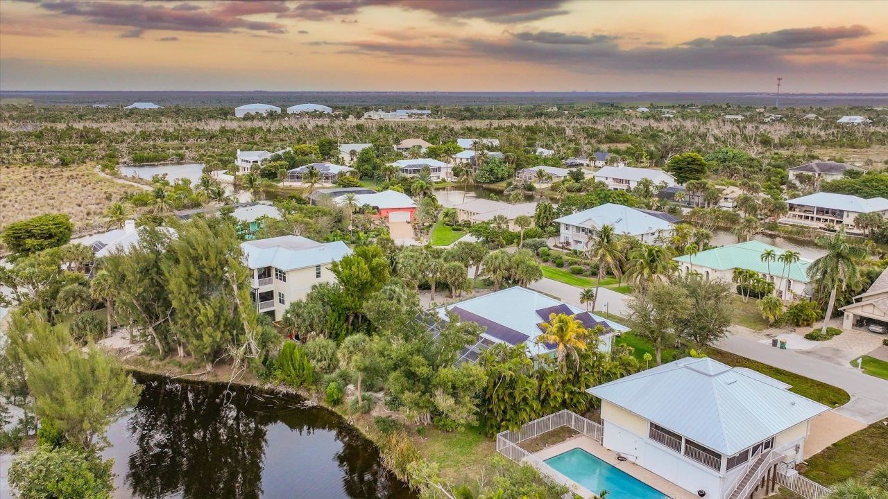 693 Emeril Ct, Sanibel, FL 33957 Photo