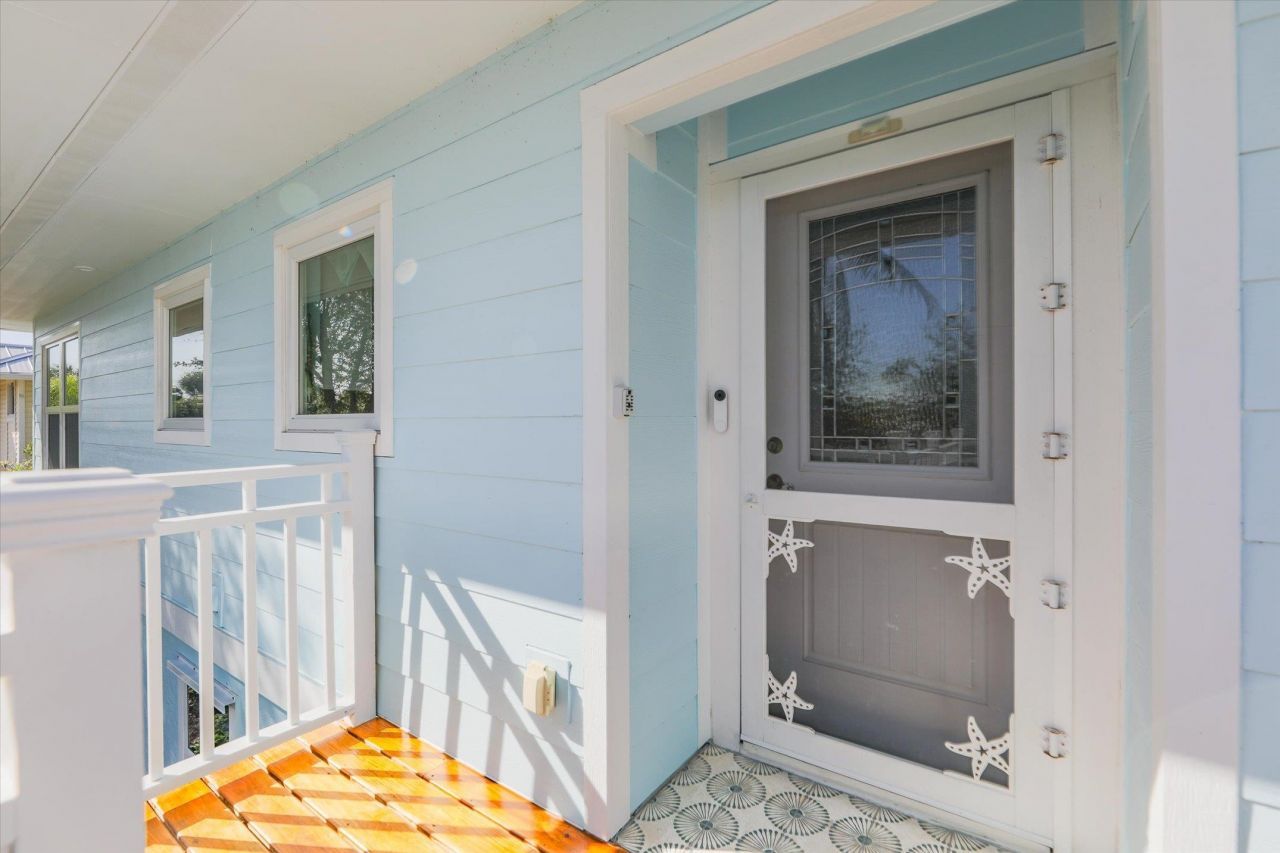 693 Emeril Ct, Sanibel, FL 33957 Photo