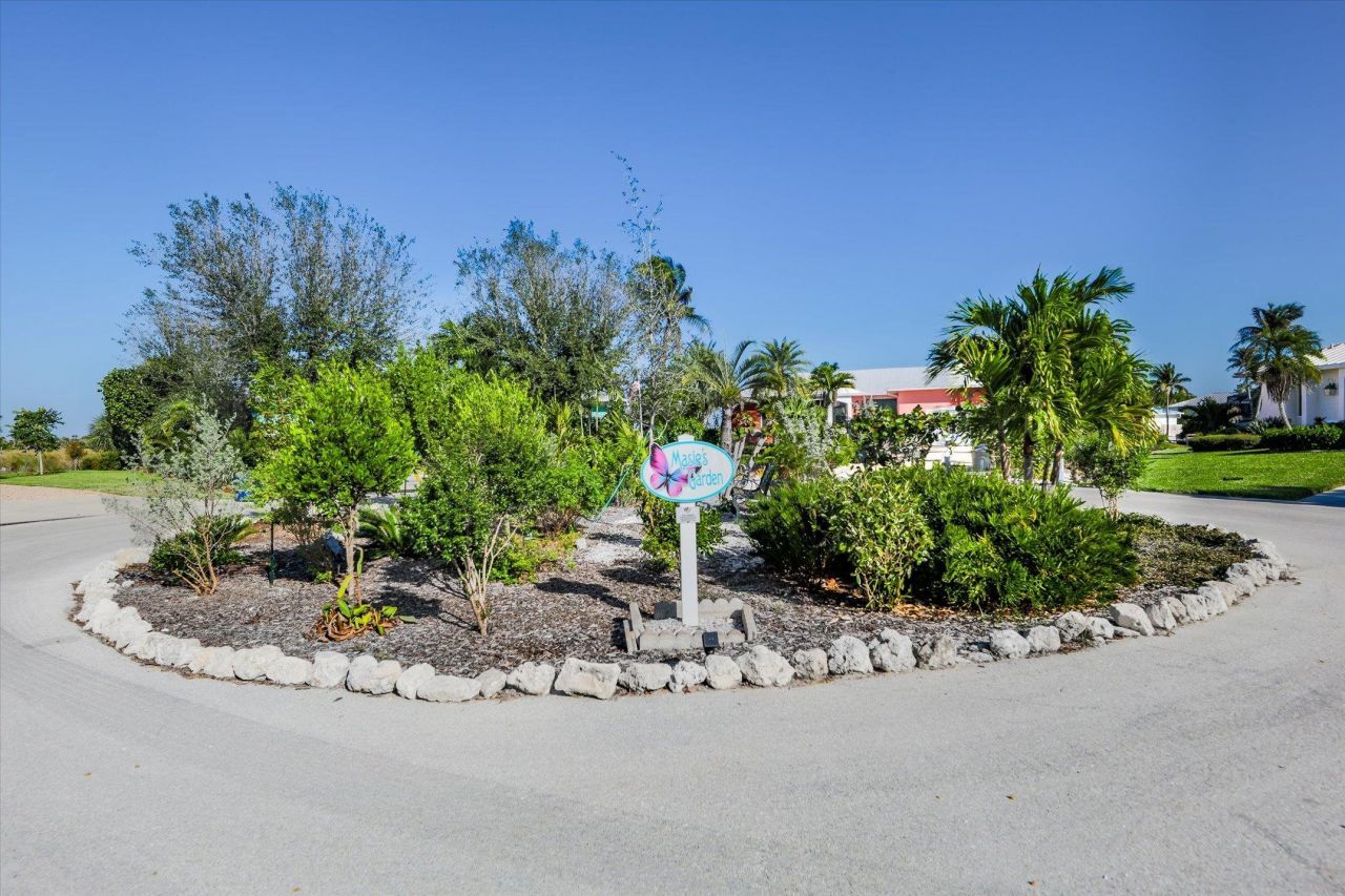 693 Emeril Ct, Sanibel, FL 33957 Photo