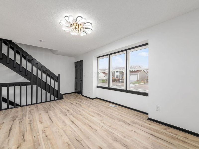 5932 Waterview Drive, Hilliard, OH 43026 Photo 9