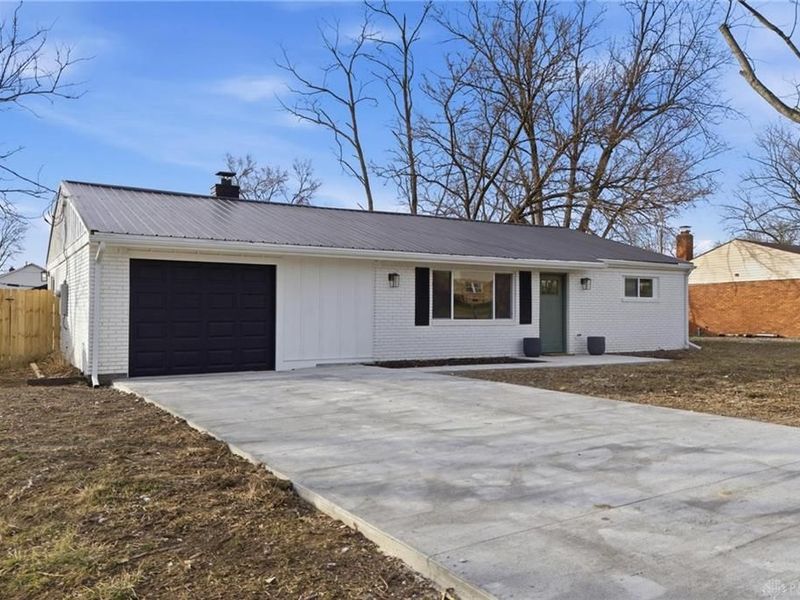 9079 Bunnell Hill Road, Clearcreek Township, OH 45458 Photo 2