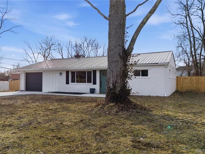 9079 Bunnell Hill Road, Clearcreek Township, OH 45458 Photo 3