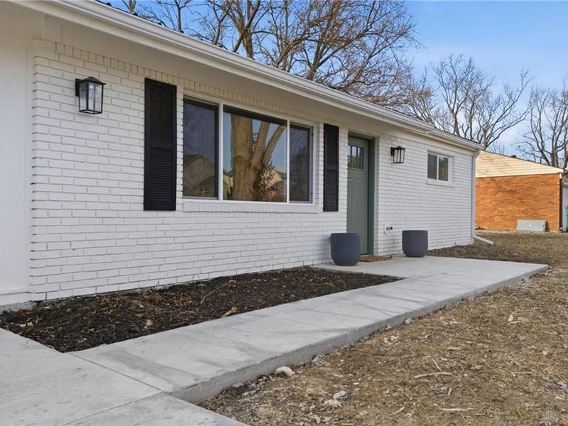 9079 Bunnell Hill Road, Clearcreek Township, OH 45458 Photo 4