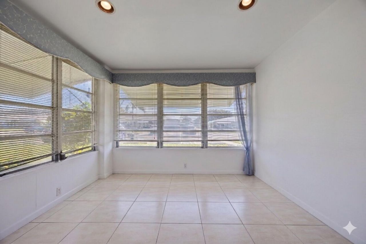 275 High Point Court, Unit D, Boynton Beach, FL 33435 Photo