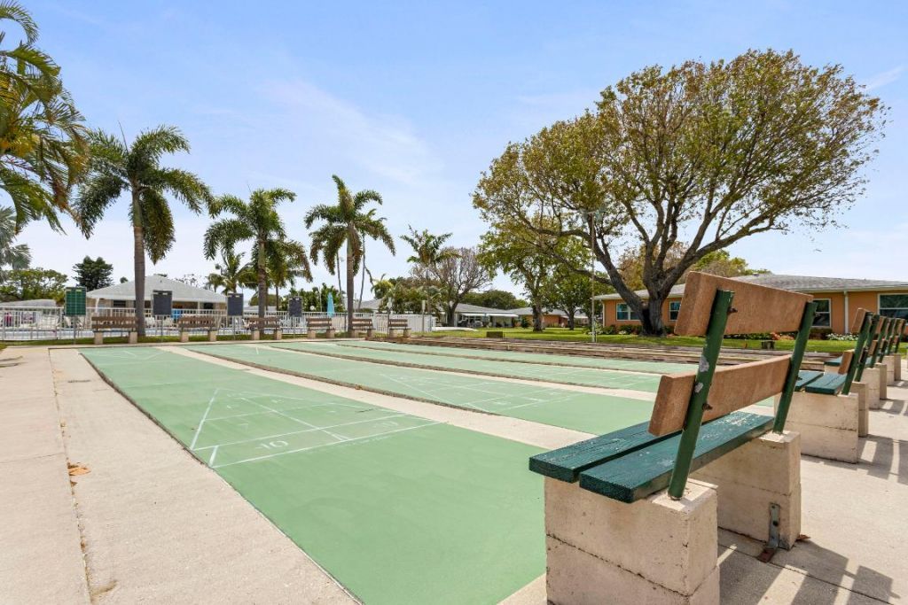 275 High Point Court, Unit D, Boynton Beach, FL 33435 Photo