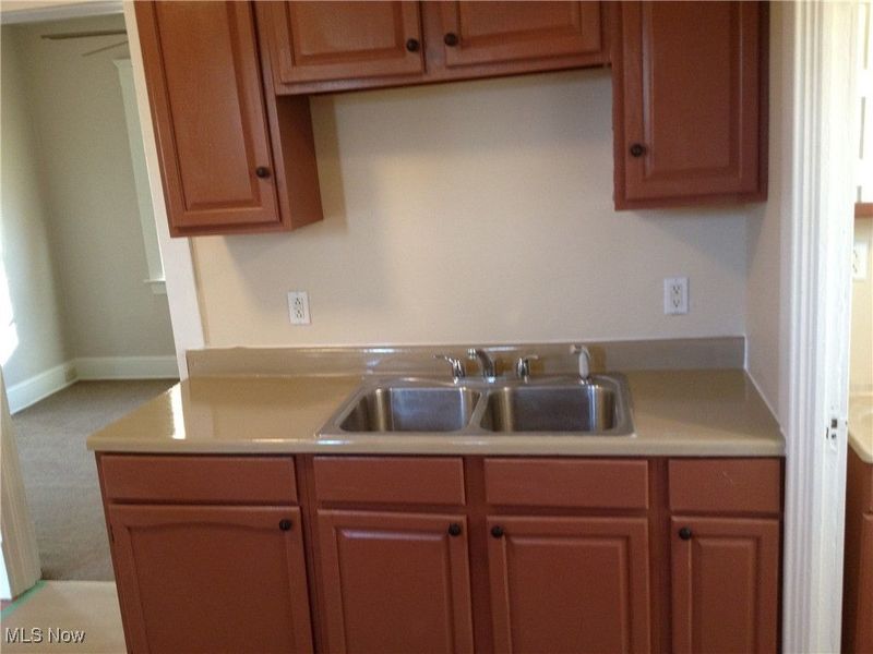 3400 W 50th Street, Cleveland, OH 44102 Photo 5