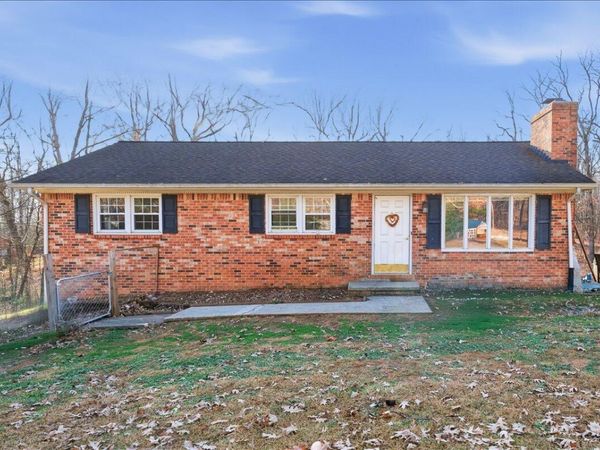 2835 Edwardsville RD, Hardy, VA 24101