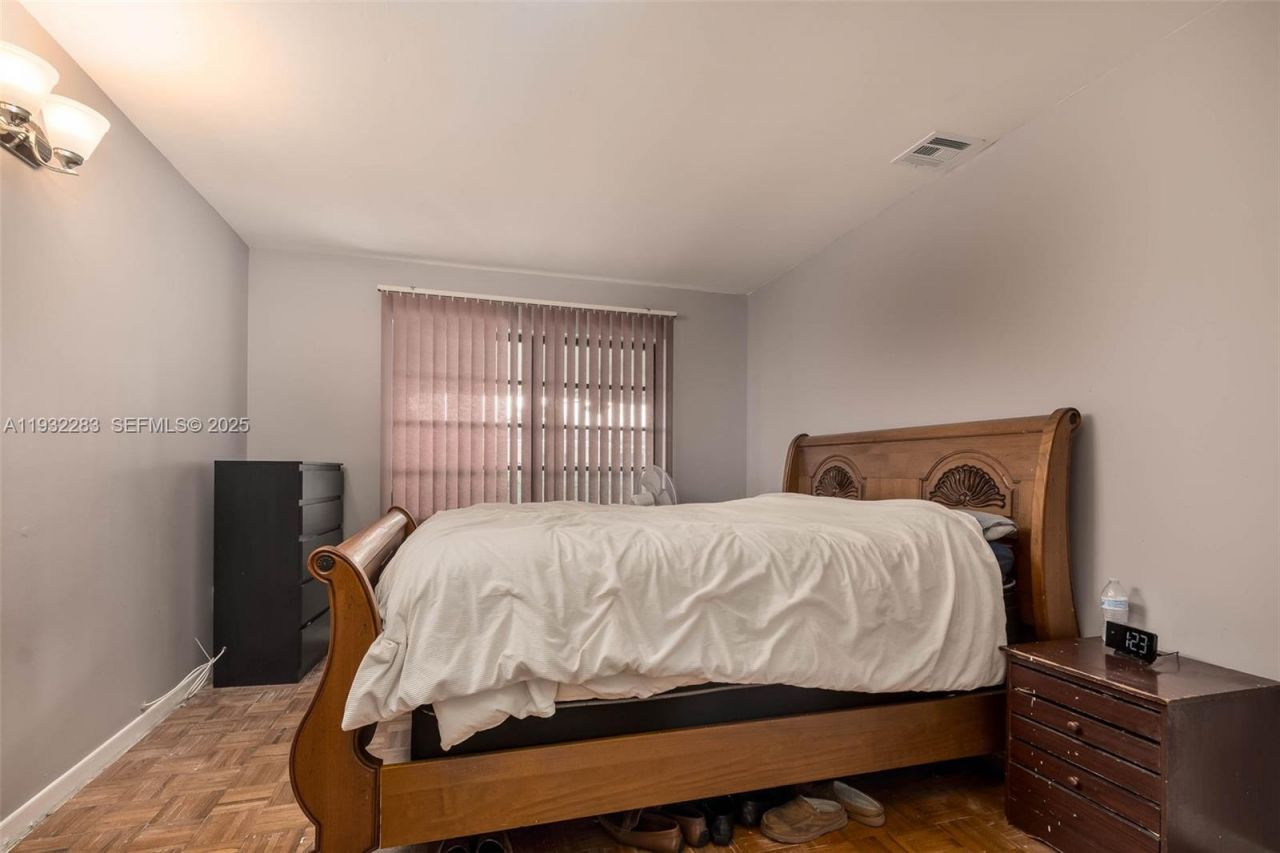 13010 SW 80th St, Miami, FL 33183 Photo