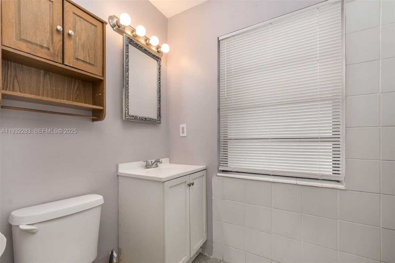 13010 SW 80th St, Miami, FL 33183 Photo