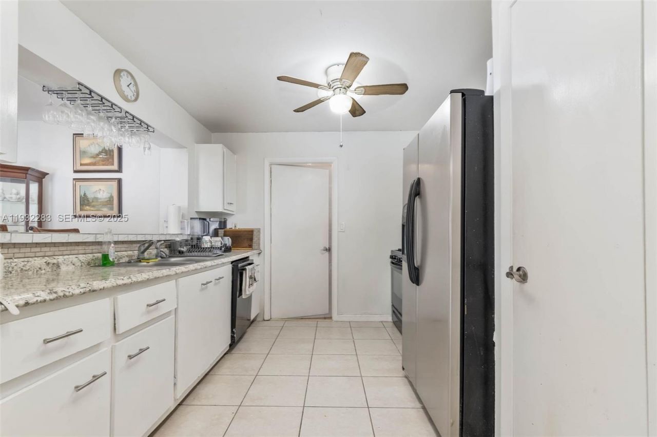 13010 SW 80th St, Miami, FL 33183 Photo