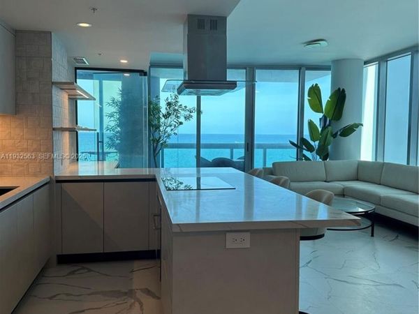 6899 Collins Ave, Unit 1008, Miami Beach, FL 33141