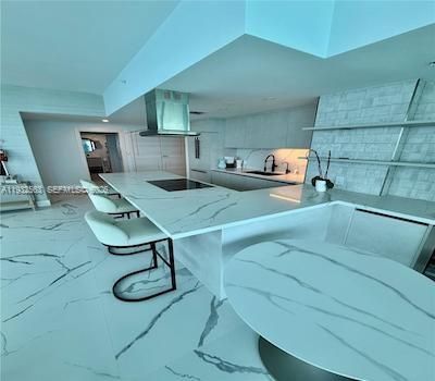 6899 Collins Ave, Unit 1008, Miami Beach, FL 33141 Photo