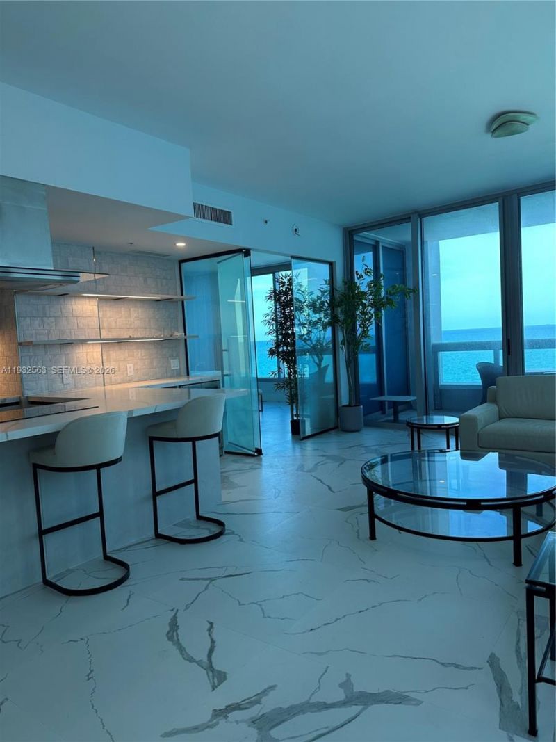 6899 Collins Ave, Unit 1008, Miami Beach, FL 33141 Photo