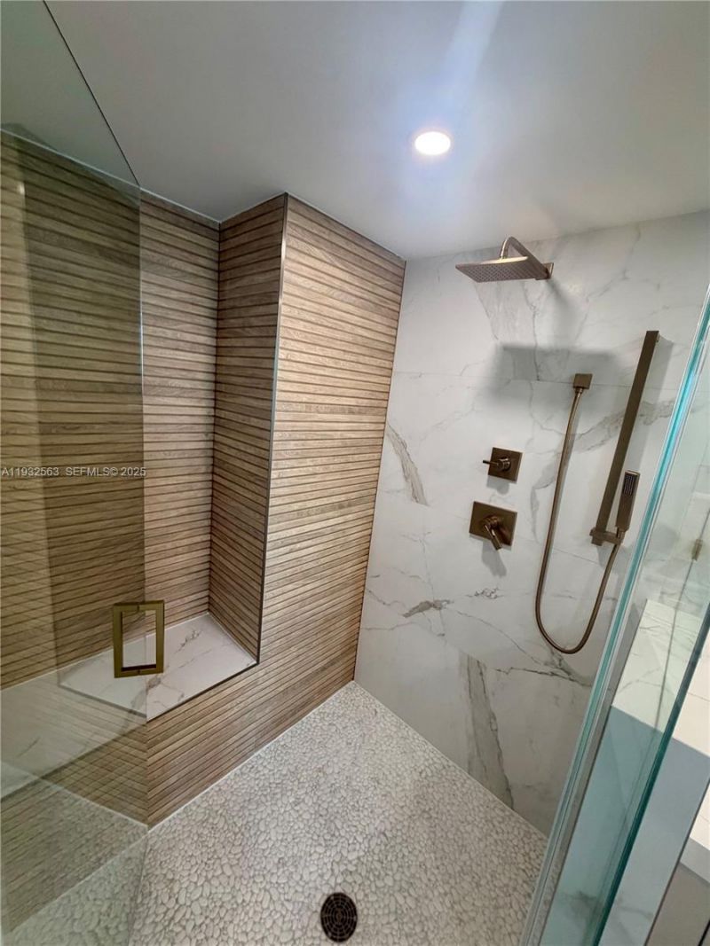 6899 Collins Ave , Unit 1008, Miami Beach, FL 33141 Photo