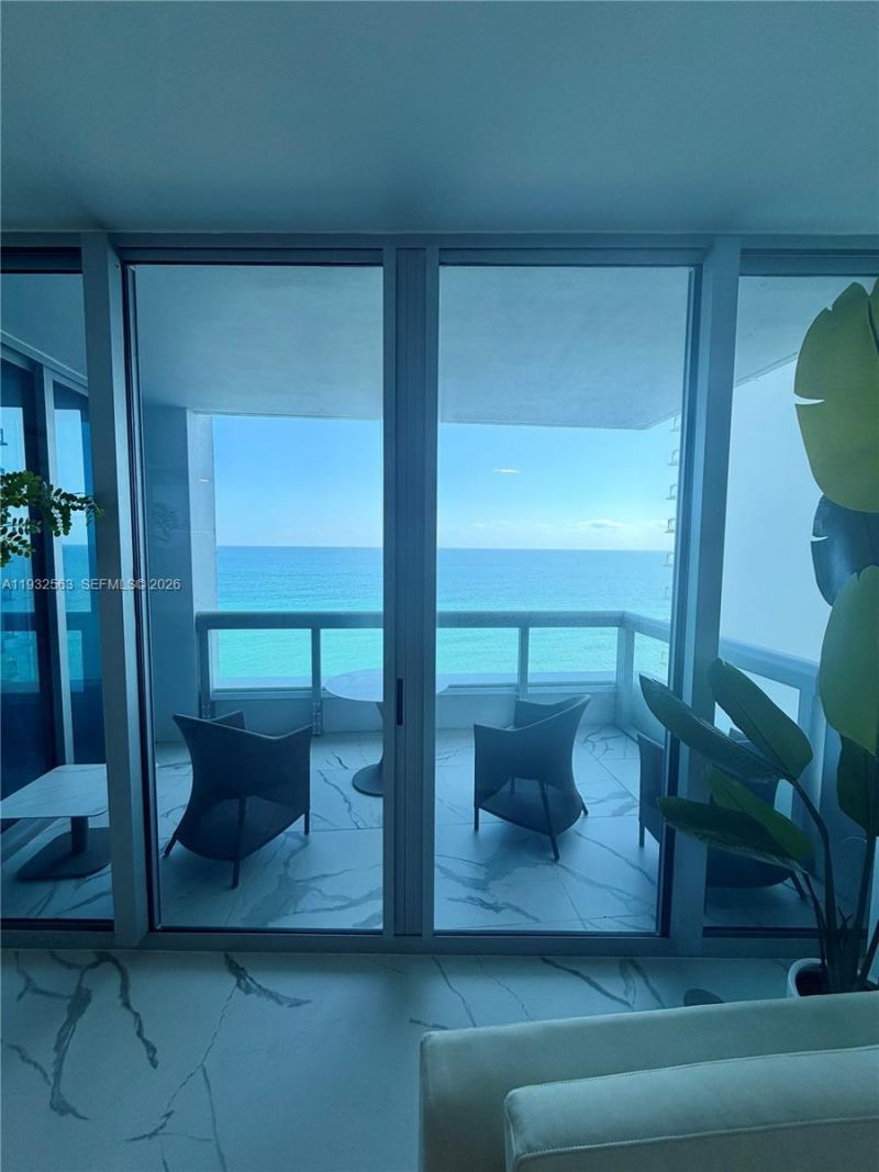 6899 Collins Ave, Unit 1008, Miami Beach, FL 33141 Photo